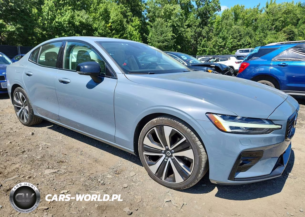 2022 Volvo S60 B5 Momentum VIN:7JRL12TZ1NG165216 - 4