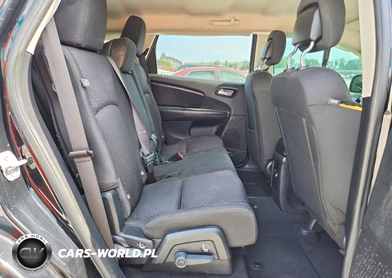 2018 Dodge Journey Se VIN:3C4PDDAG6JT390726 - 11