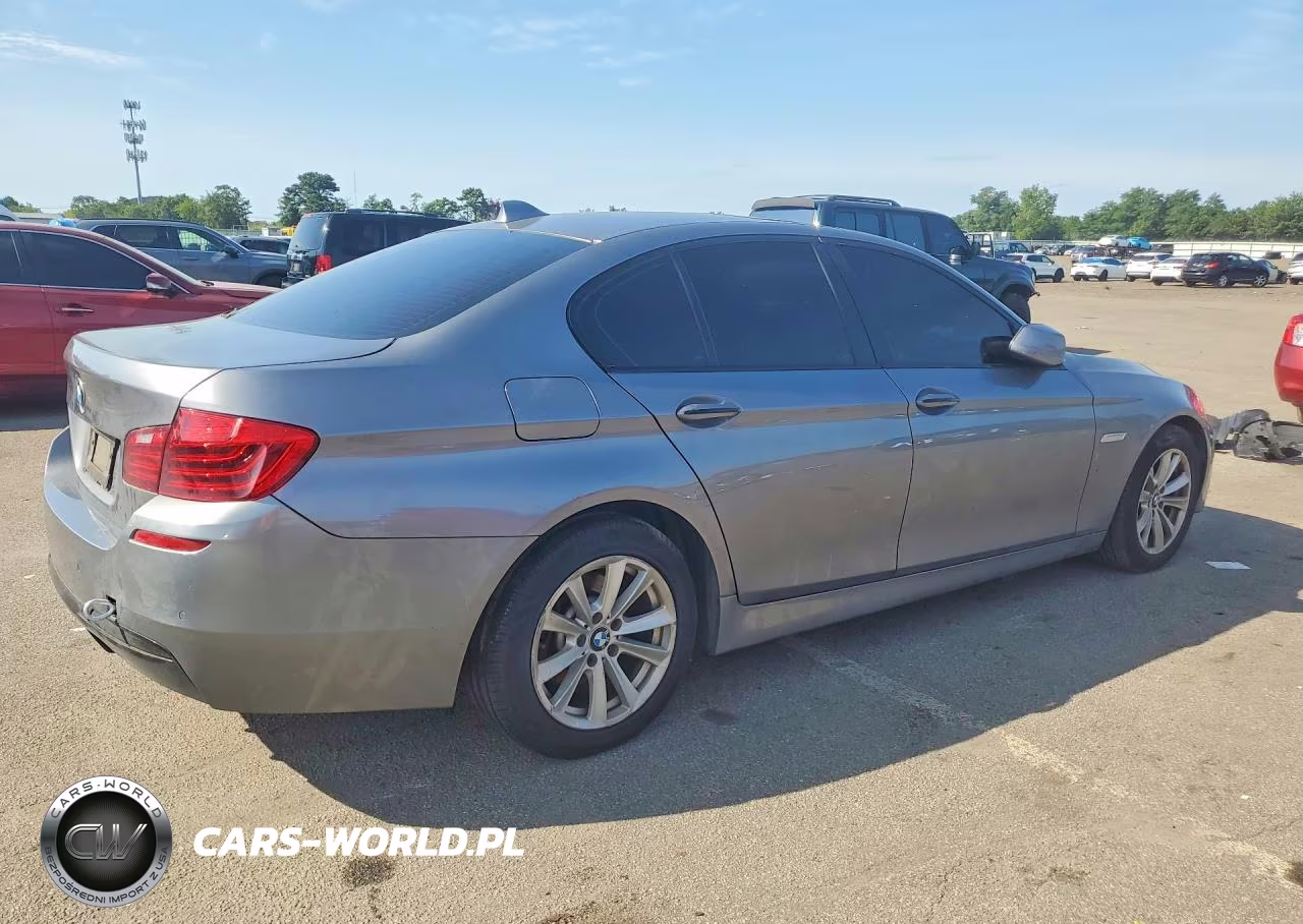 2016 BMW 528 Xi VIN:WBA5A7C50GG144486 - 3