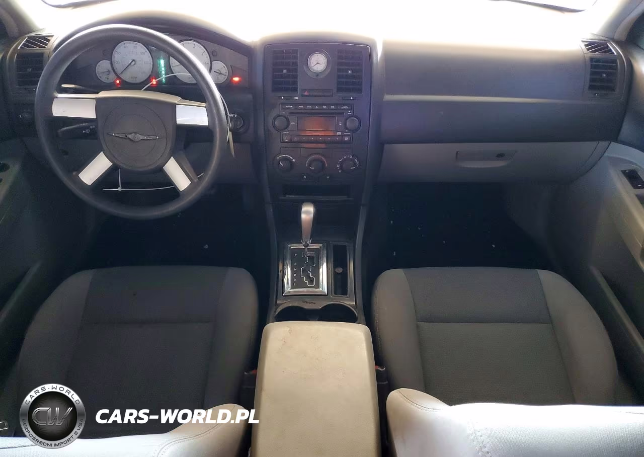 2006 Chrysler 300 VIN:2C3KA43R46H506835 - 8