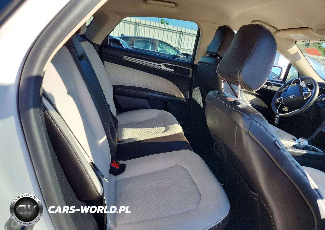 2020 Ford Fusion Se VIN:3FA6P0HDXLR102221 - 10
