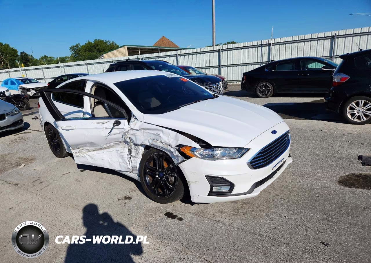 2020 Ford Fusion Se VIN:3FA6P0HDXLR102221 - 4