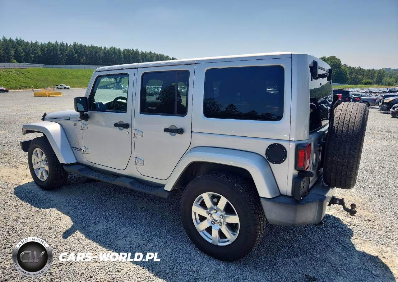 2012 Jeep Wrangler Unlimited Sahara VIN:1C4BJWEG8CL105600 - 2