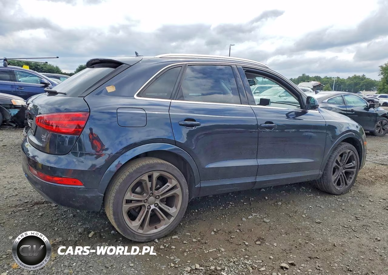 2015 Audi Q3 Prestige VIN:WA1GFCFS4FR009676 - 3