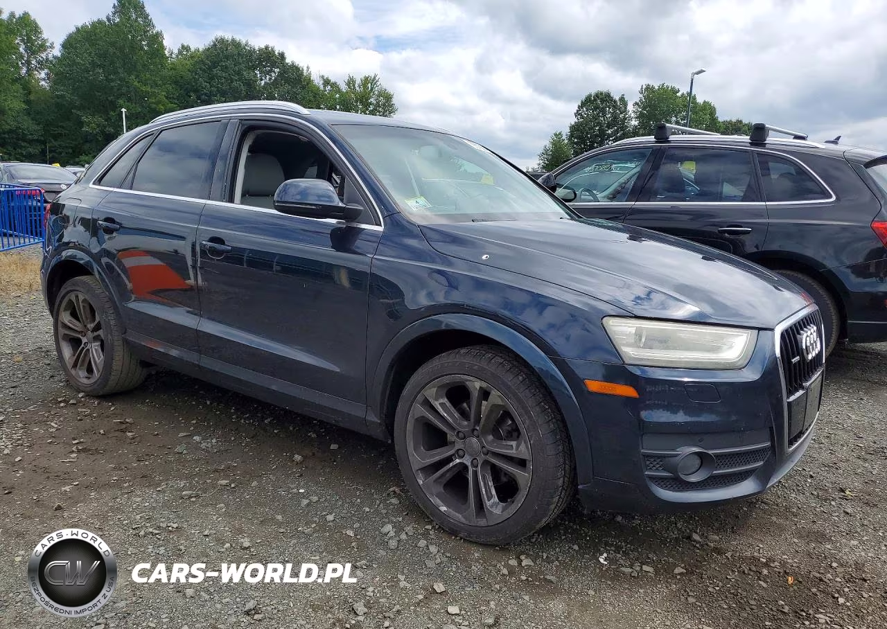 2015 Audi Q3 Prestige VIN:WA1GFCFS4FR009676 - 4