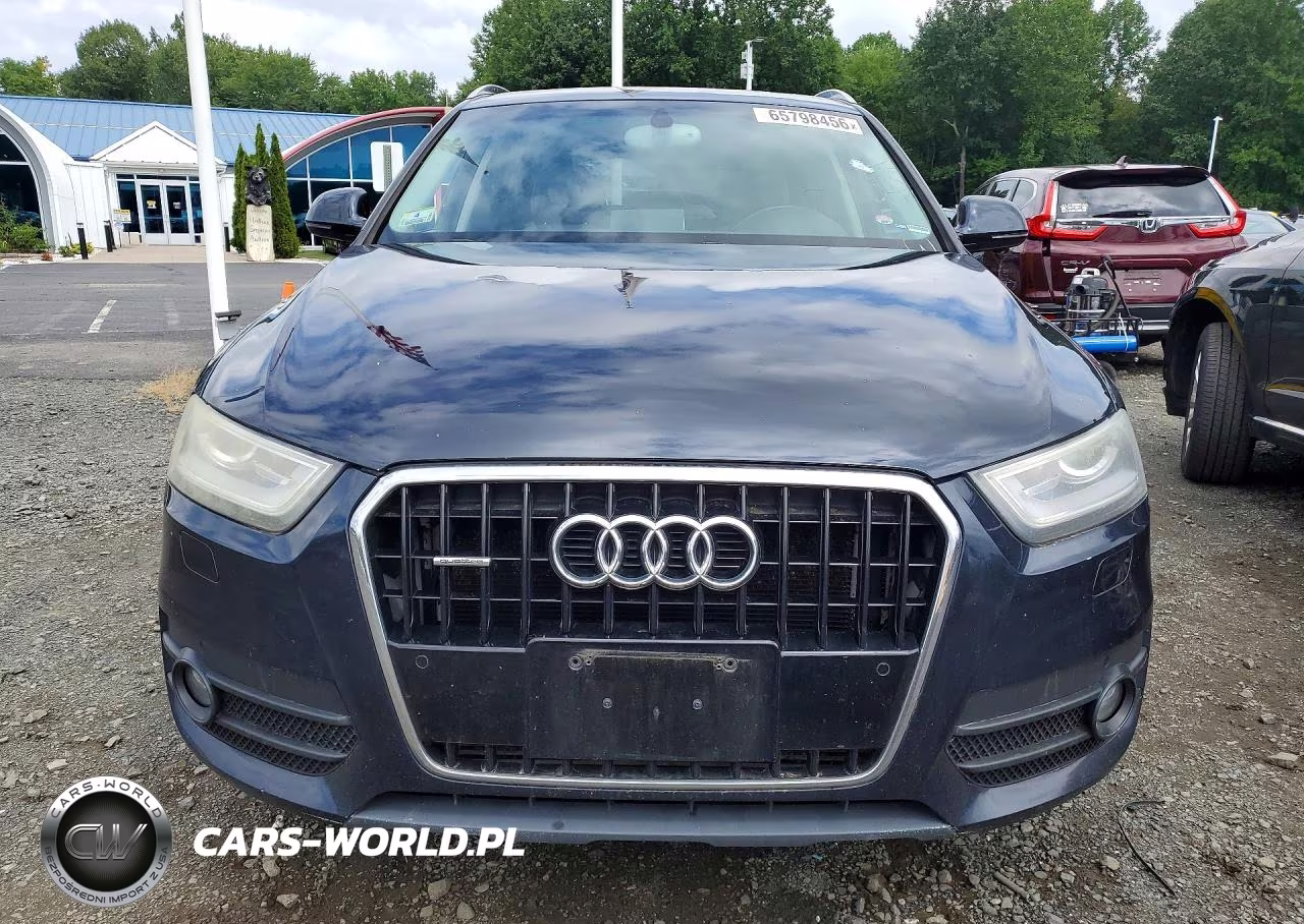 2015 Audi Q3 Prestige VIN:WA1GFCFS4FR009676 - 5