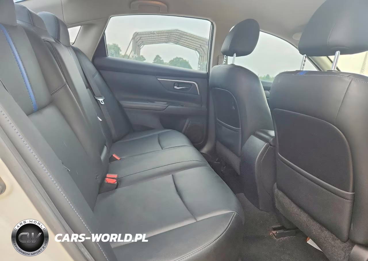 2018 Nissan Altima 2.5 Sr VIN:1N4AL3AP2JC296458 - 10