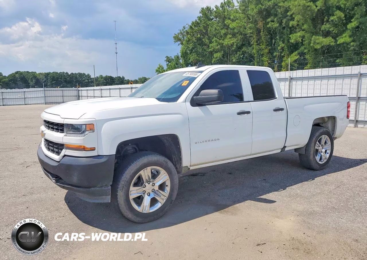 2017 Chevrolet Silverado C1500 Custom VIN:1GCRCPEH2HZ253091 - 1