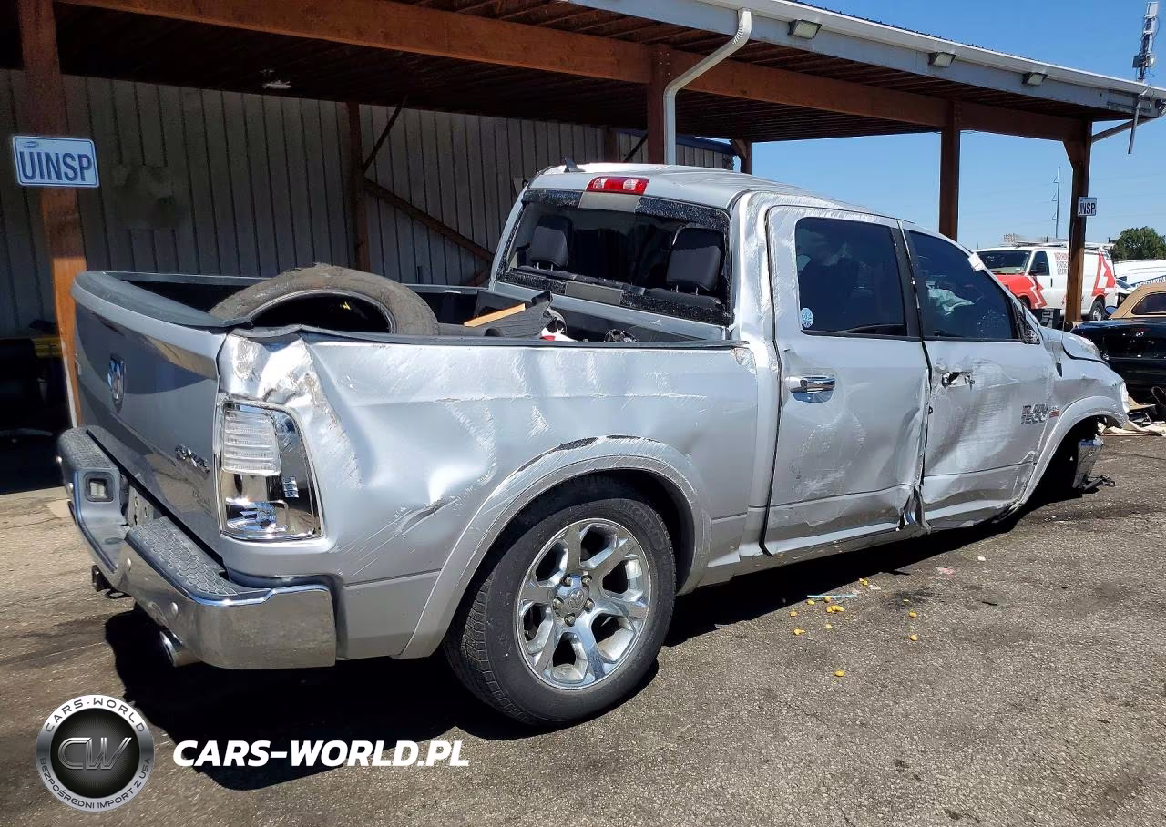 2016 Ram 1500 Laramie VIN:1C6RR7NT1GS363194 - 3