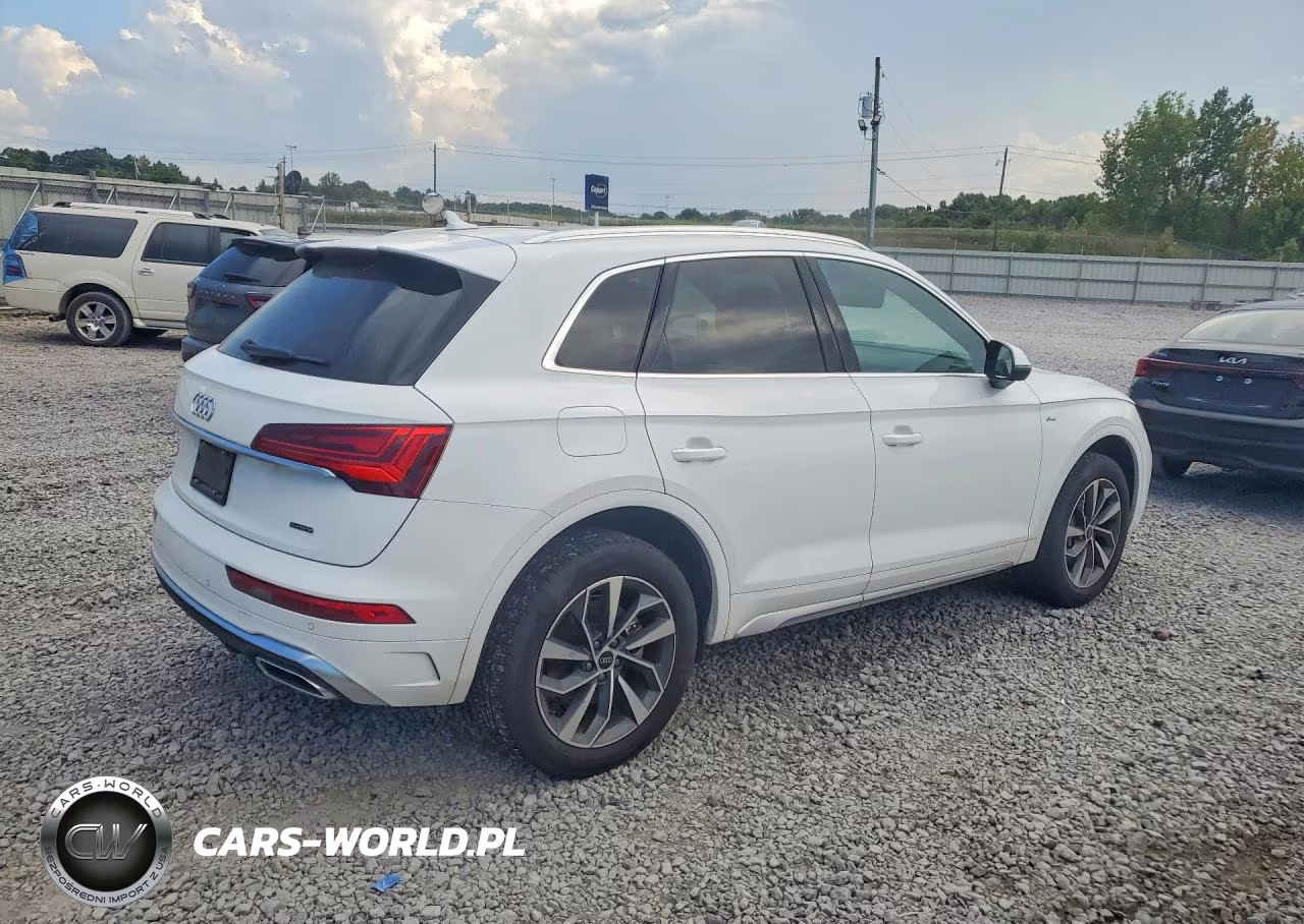 2024 Audi Q5 Premium Plus 45 VIN:WA1EAAFY6R2145416 - 3