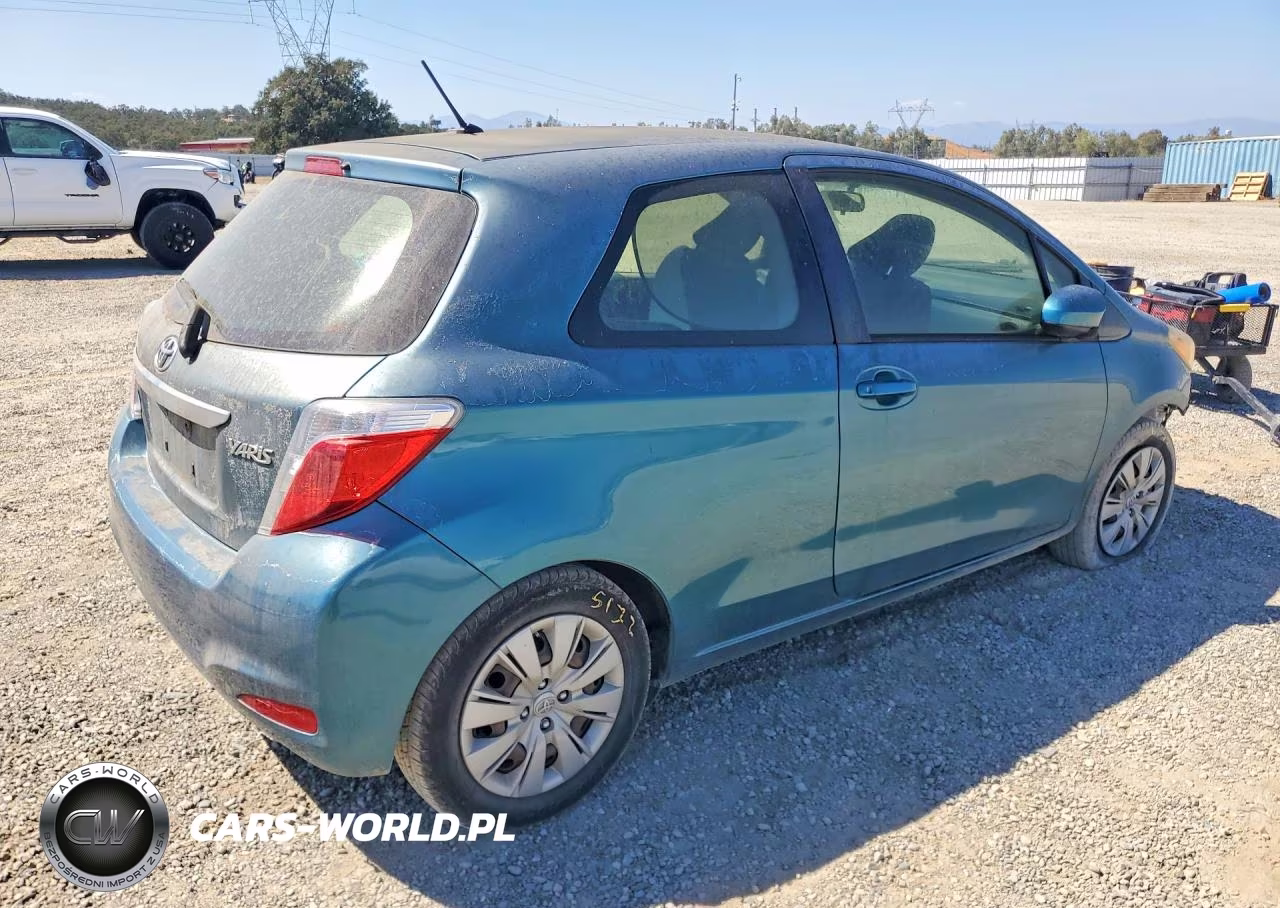 2012 Toyota Yaris 3-Door L VIN:JTDJTUD3XCD537592 - 3