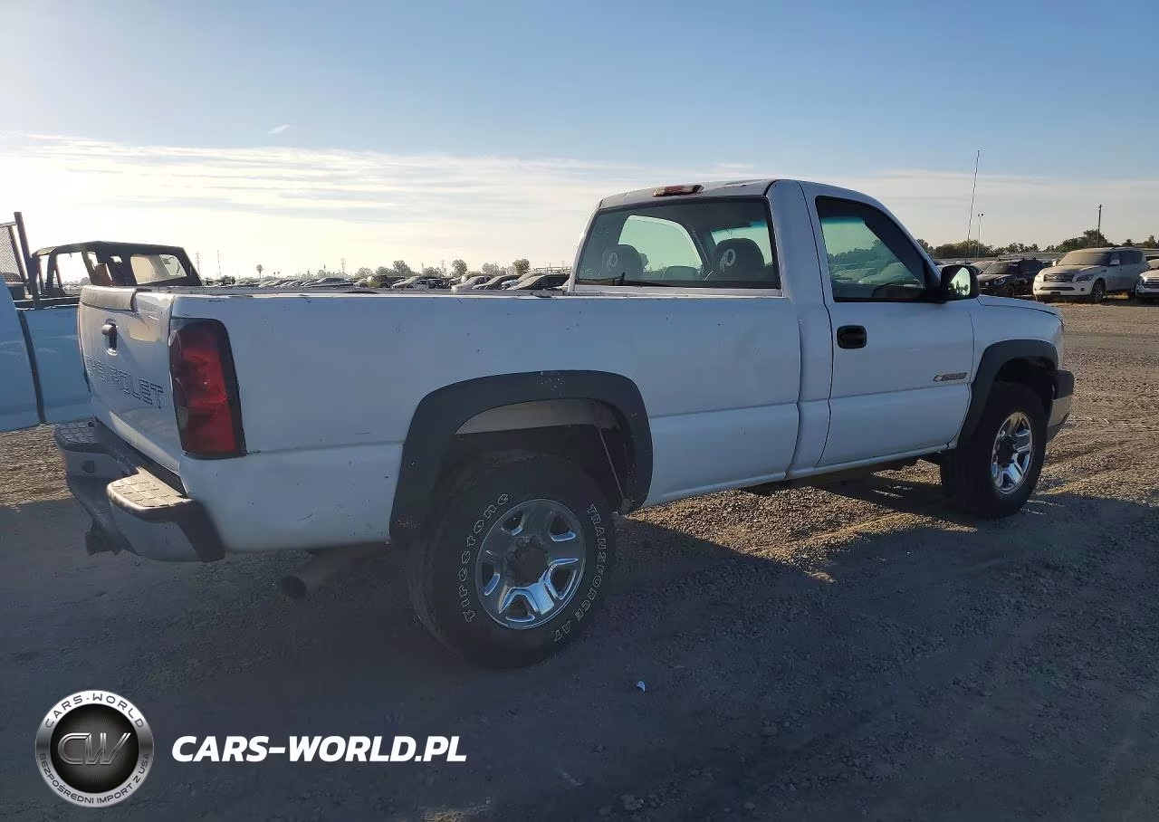 2004 Chevrolet Silverado C2500 Heavy Duty VIN:1GCHC24U04E140092 - 3