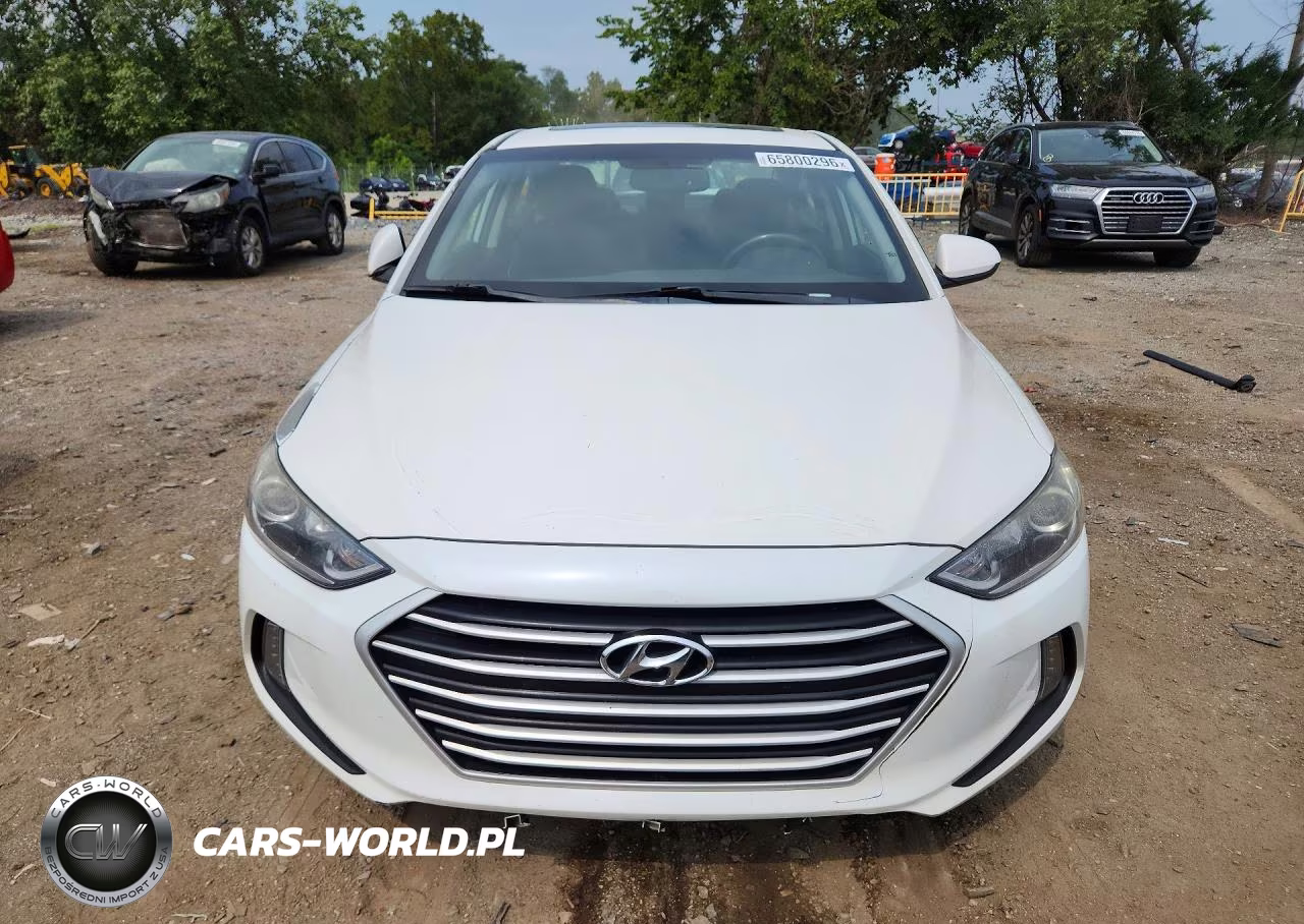 2018 Hyundai Elantra Value Edition VIN:5NPD84LF3JH306146 - 5