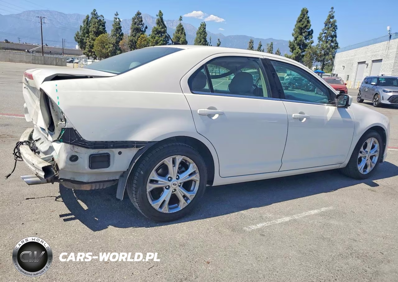 2012 Ford Fusion Se VIN:3FAHP0HA6CR397347 - 3