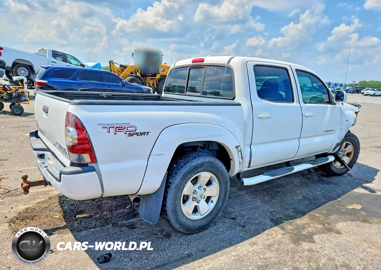 2010 Toyota Tacoma Double Cab Prerunner VIN:5TEJU4GN2AZ693222 - 3
