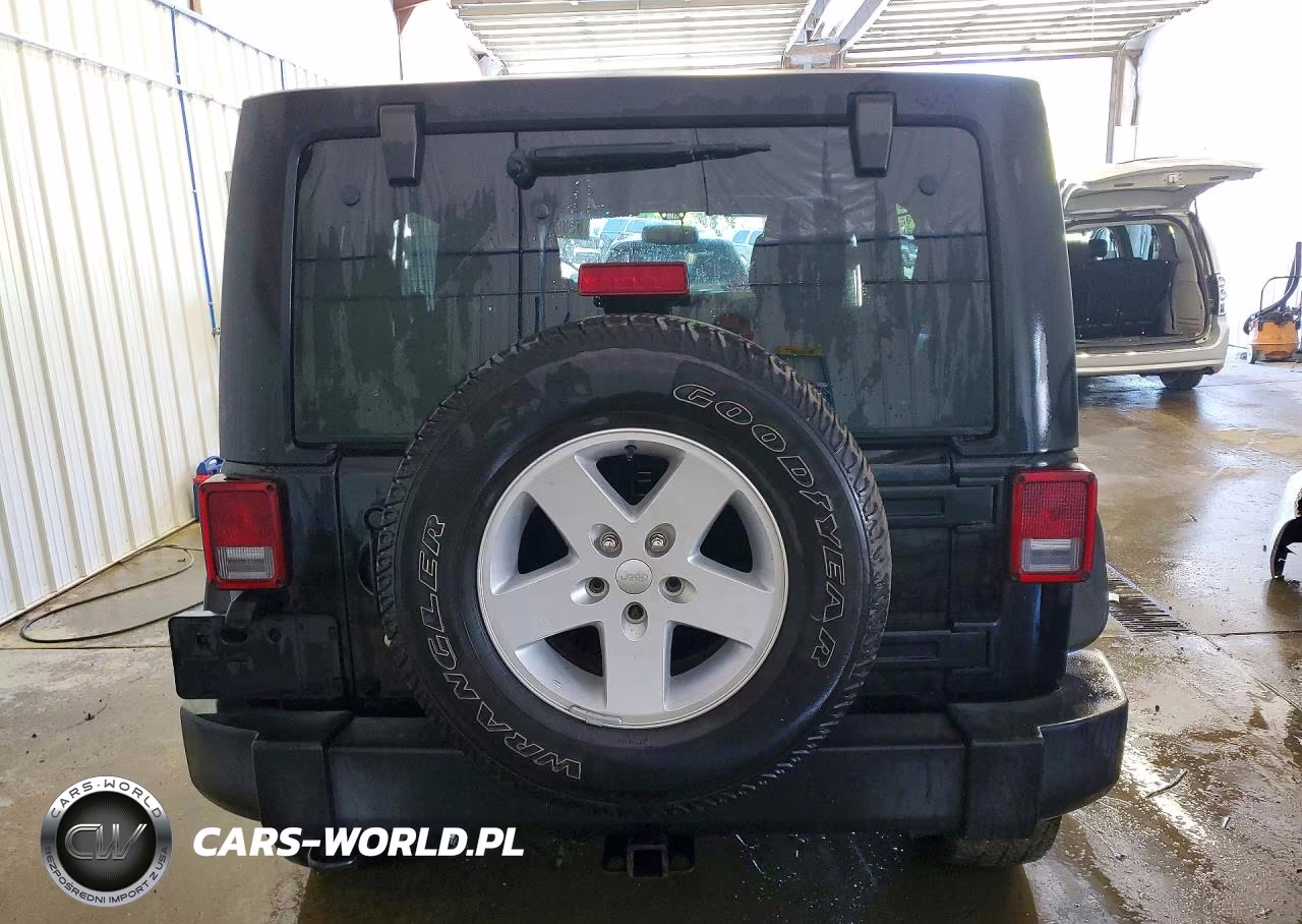 2017 Jeep Wrangler Unlimited Sport VIN:1C4BJWDG2HL698511 - 6