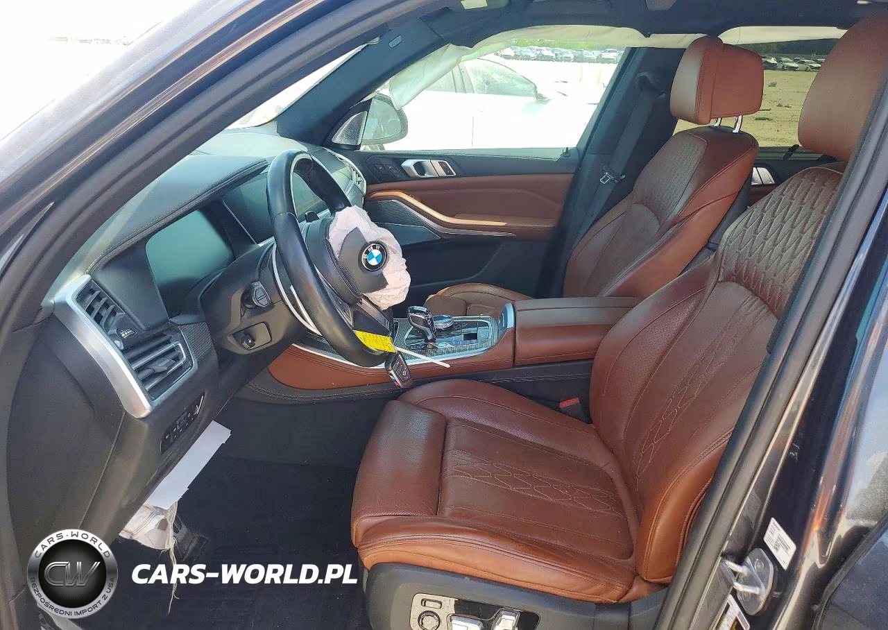 2019 BMW X5 xDrive50I VIN:5UXJU2C58KLN67133 - 7