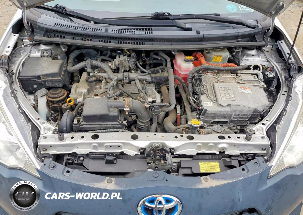 2012 Toyota Prius C Two VIN:JTDKDTB34C1014973 - 11