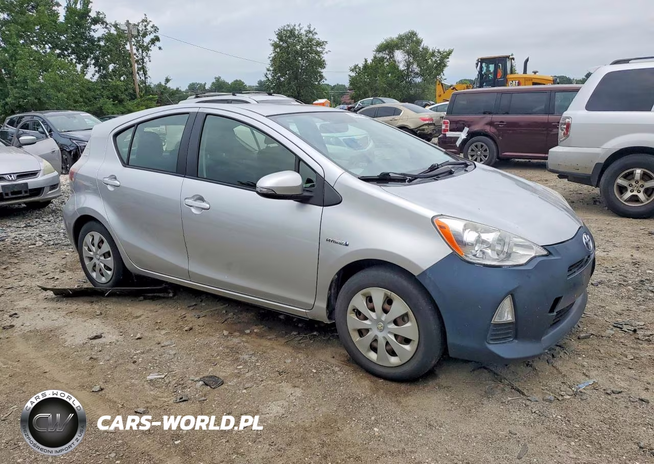 2012 Toyota Prius C Two VIN:JTDKDTB34C1014973 - 4