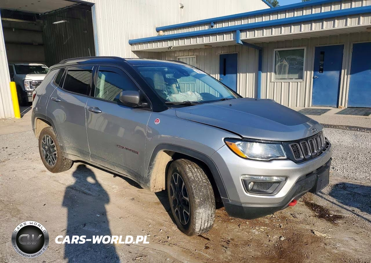2021 Jeep Compass Trailhawk VIN:3C4NJDDB0MT590988 - 4