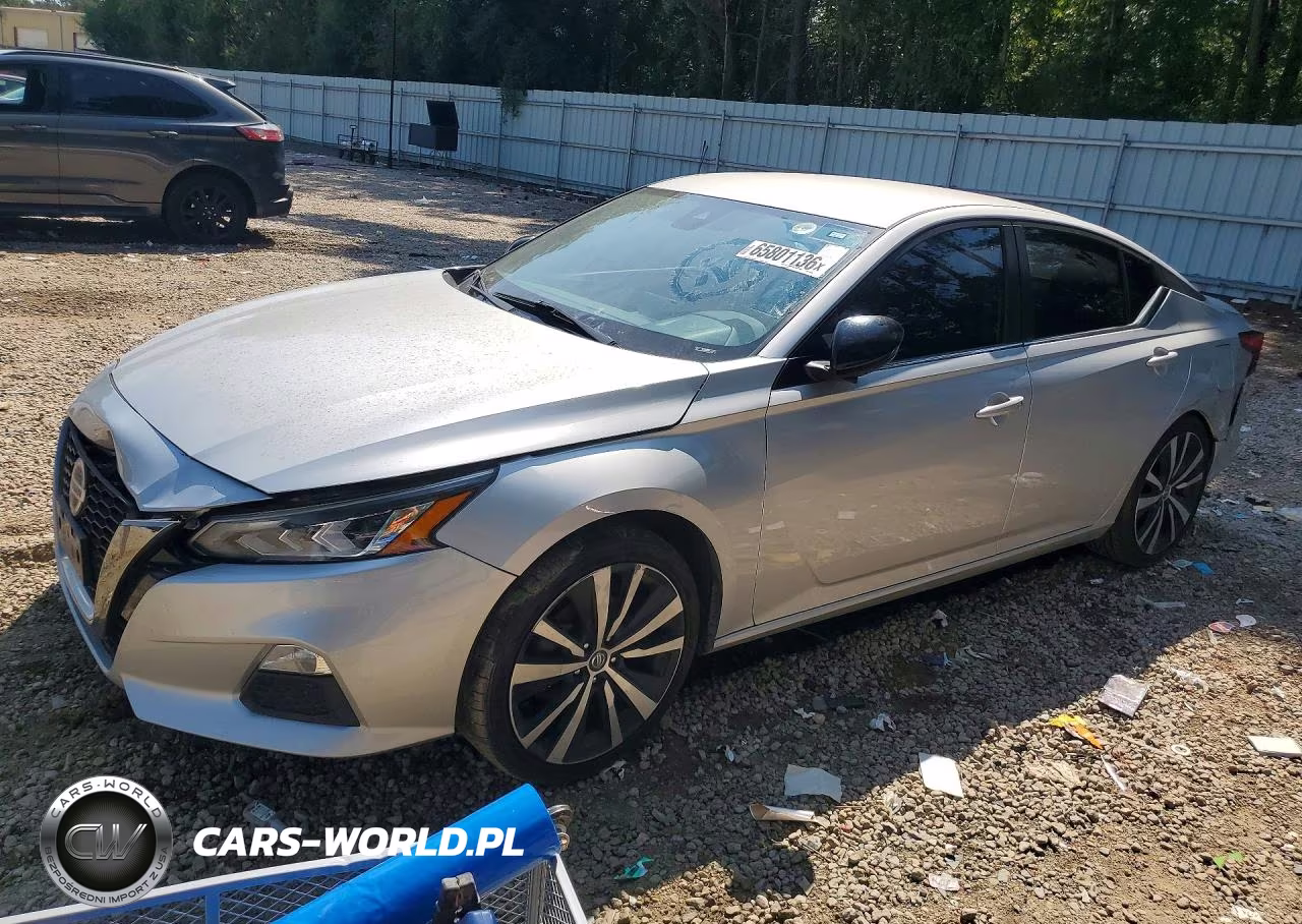 2020 Nissan Altima Sr