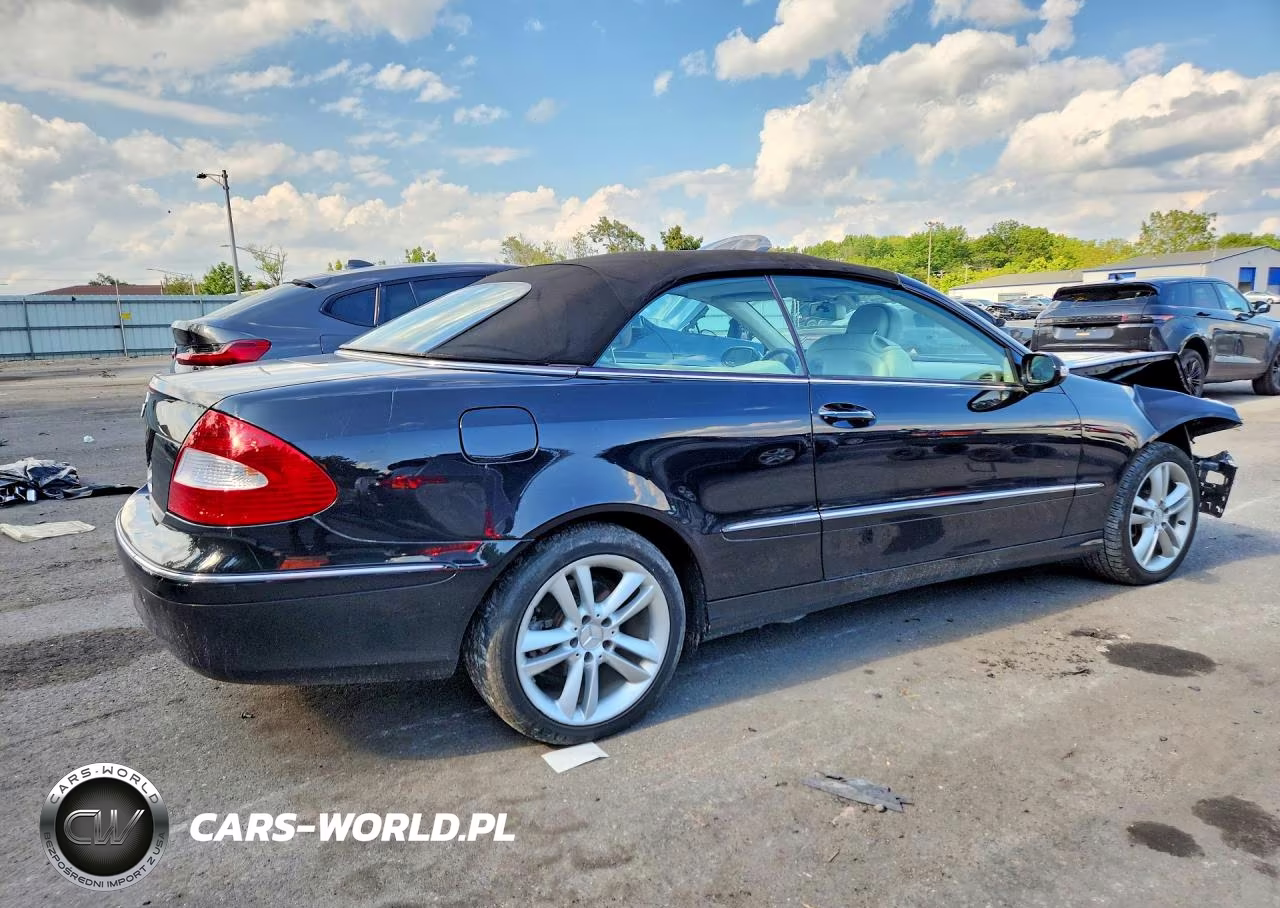 2007 Mercedes-Benz Clk 350 VIN:WDBTK56F67T081741 - 3