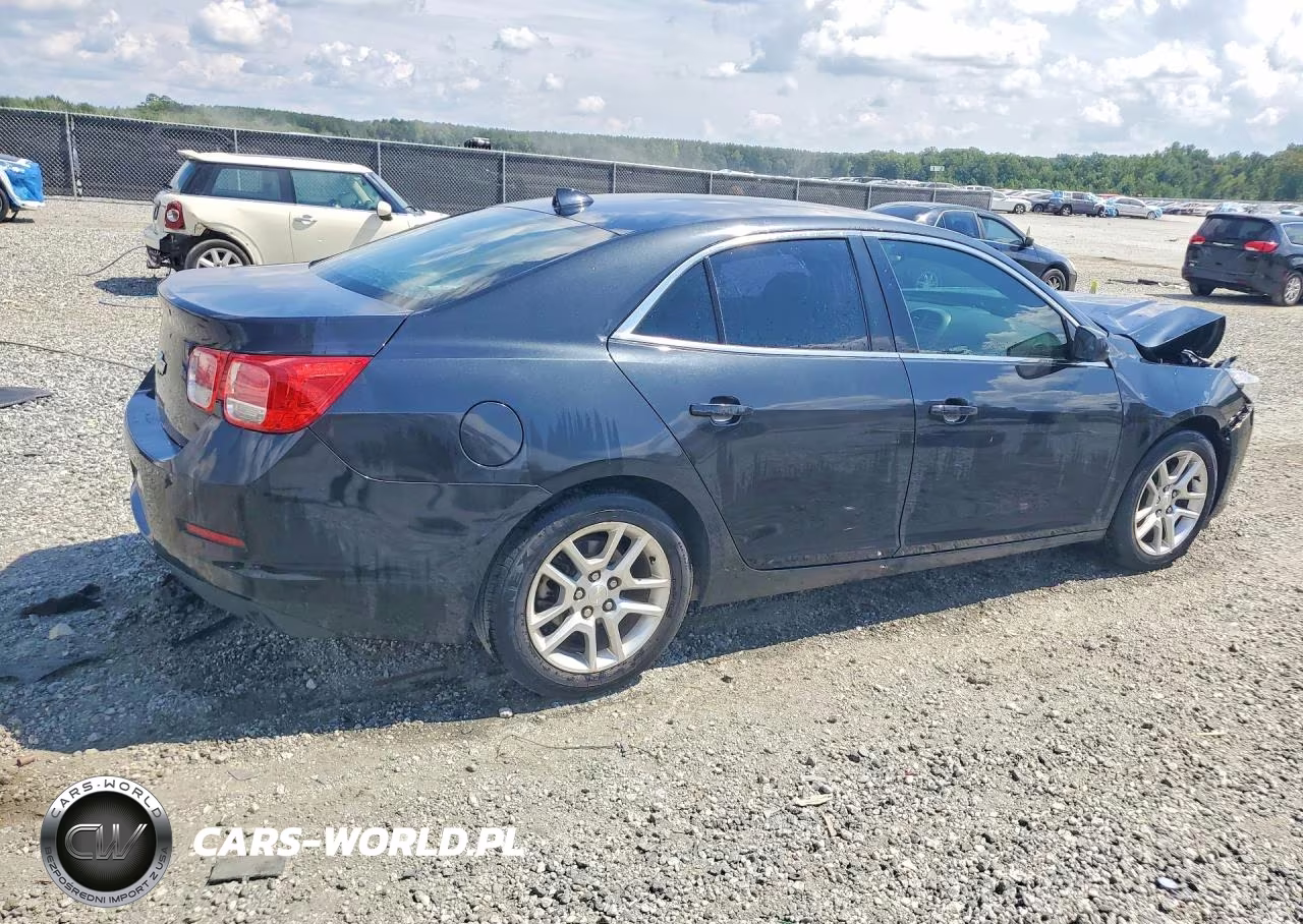 2013 Chevrolet Malibu 1Lt VIN:1G11D5RR1DF119954 - 3