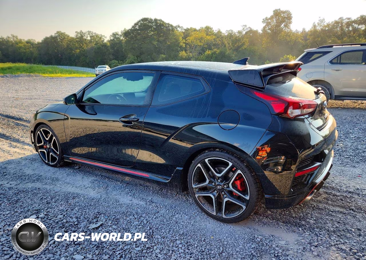 2022 Hyundai Veloster N Base VIN:KMHT36AH0NU012611 - 2