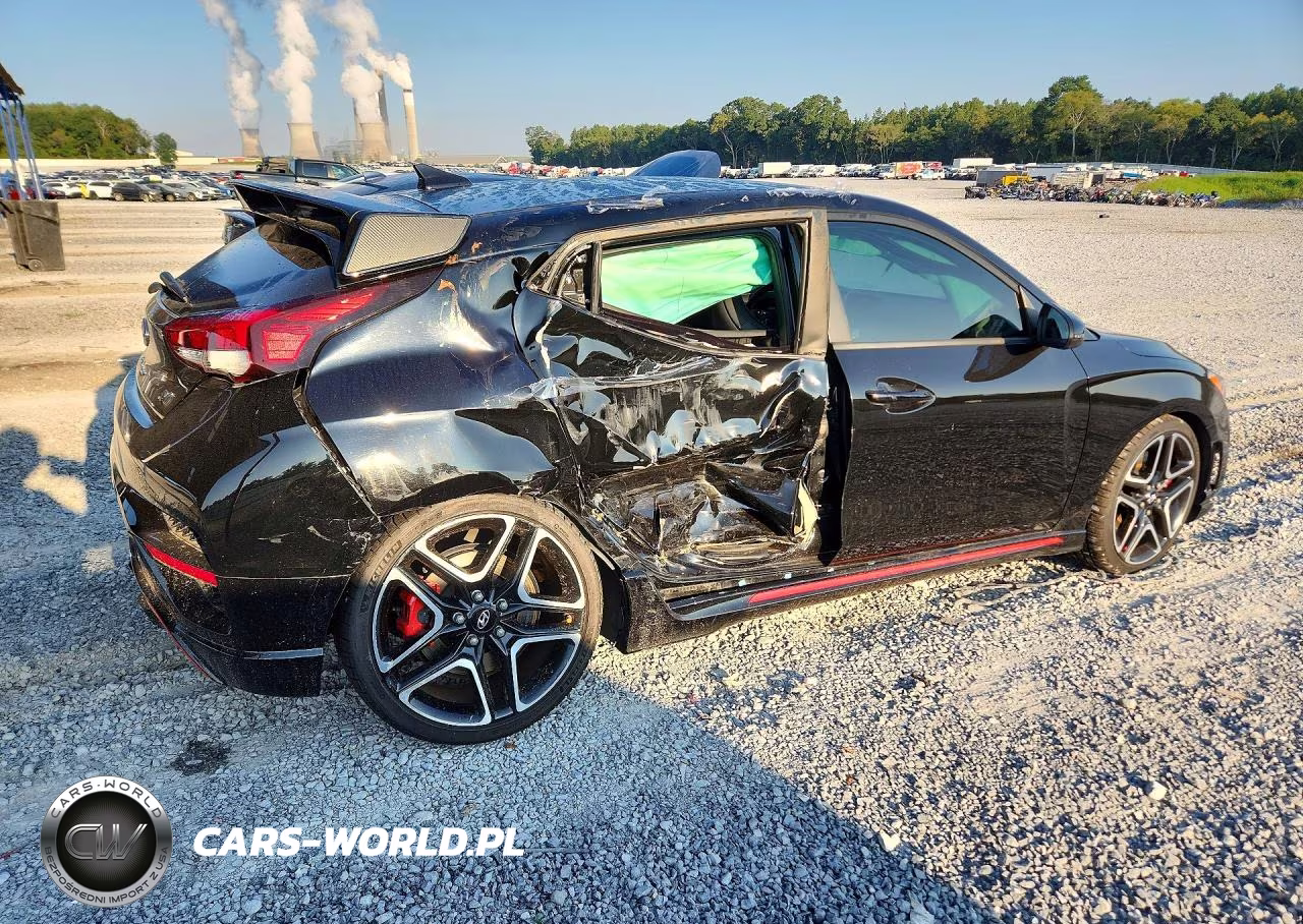 2022 Hyundai Veloster N Base VIN:KMHT36AH0NU012611 - 3