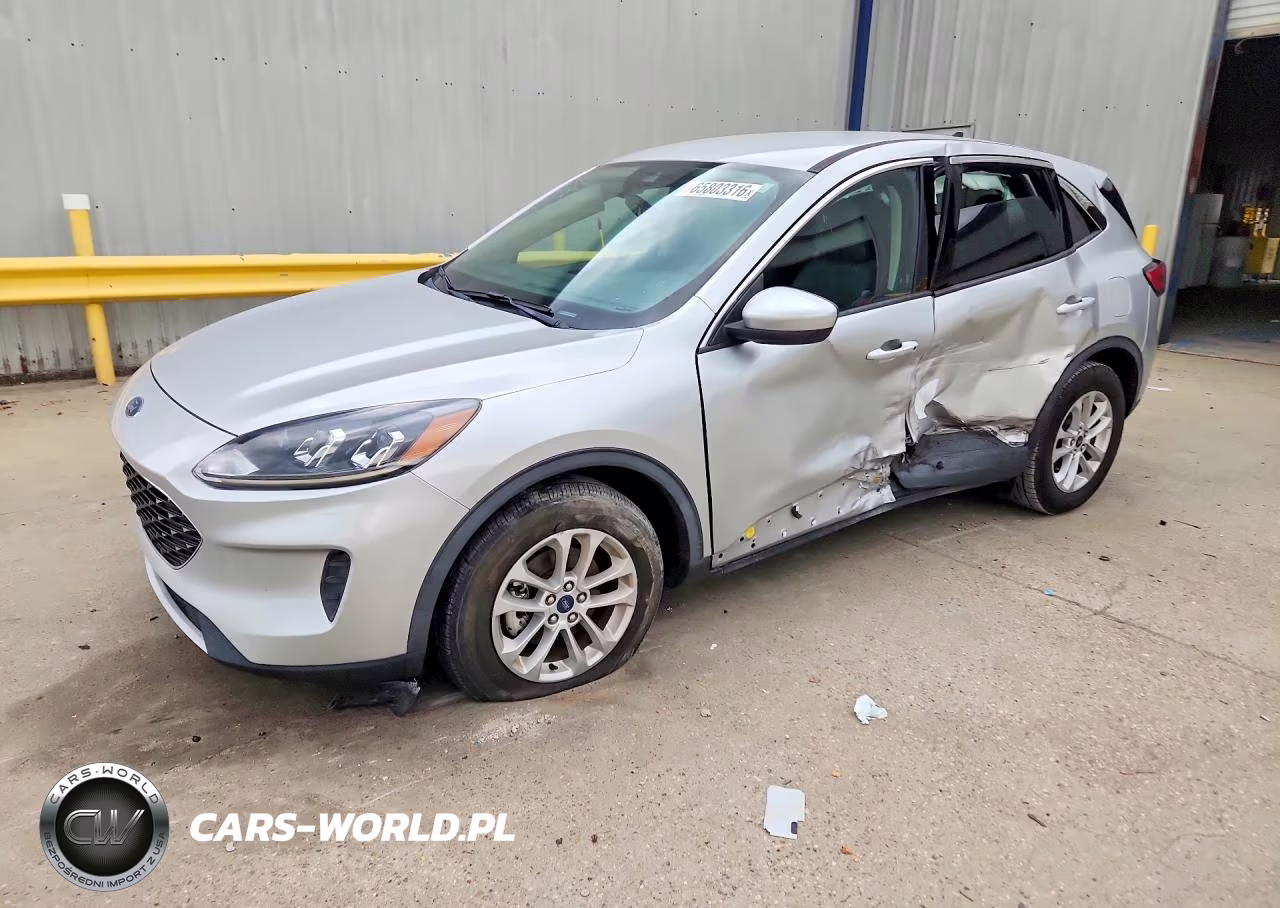 2020 Ford Escape Se