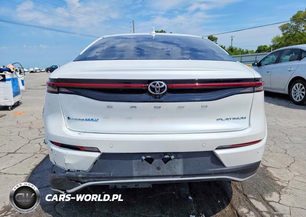 2024 Toyota Crown Platinum VIN:JTDAFAAFXR3009697 - 6