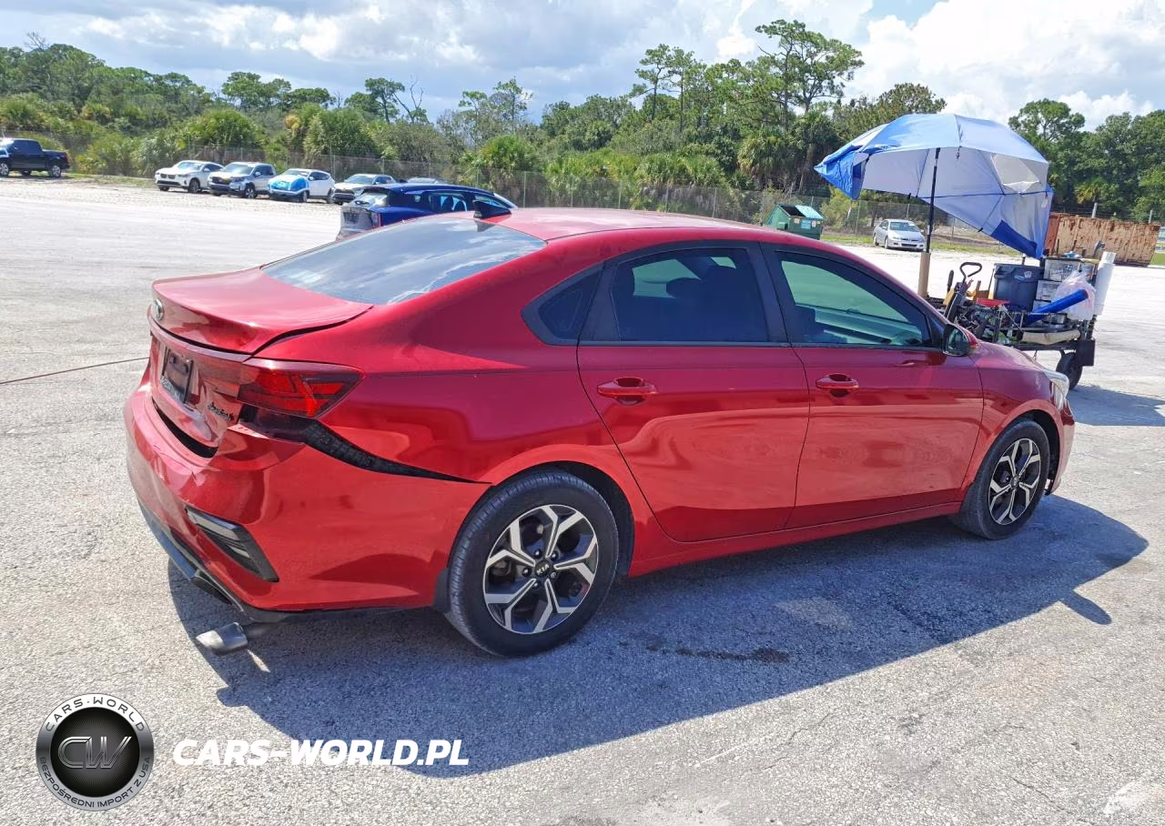 2020 Kia Forte Lxs VIN:3KPF24ADXLE170262 - 3