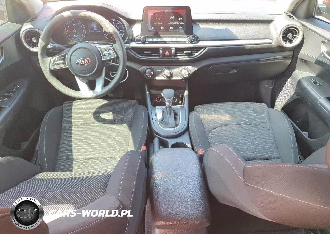 2020 Kia Forte Lxs VIN:3KPF24ADXLE170262 - 8