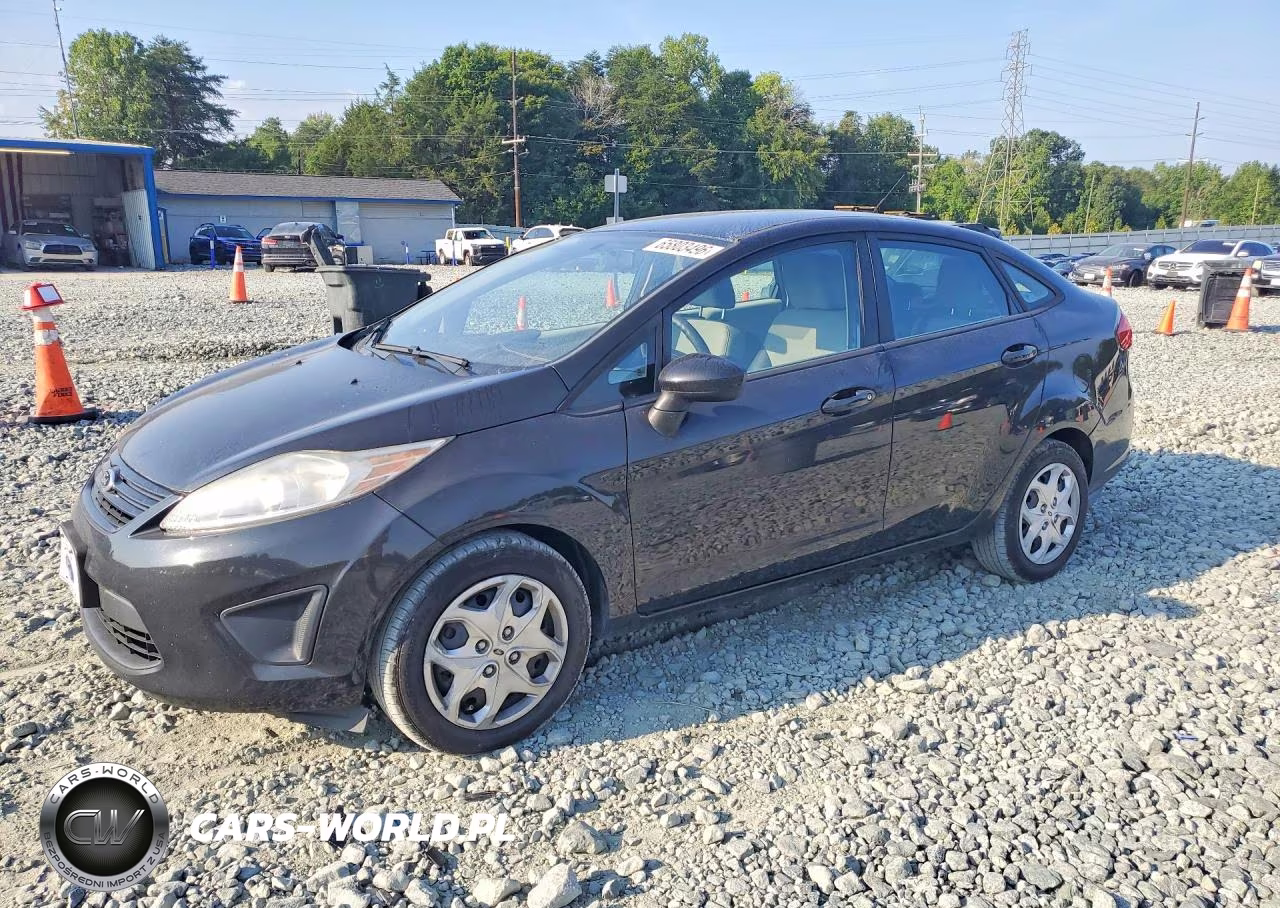2013 Ford Fiesta S VIN:3FADP4AJ5DM174196 - 1