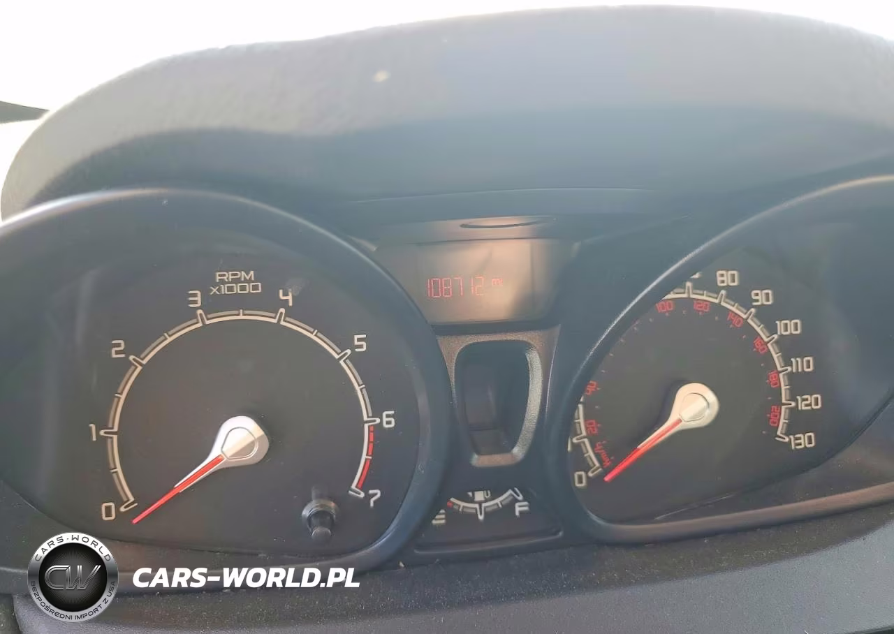 2013 Ford Fiesta S VIN:3FADP4AJ5DM174196 - 9