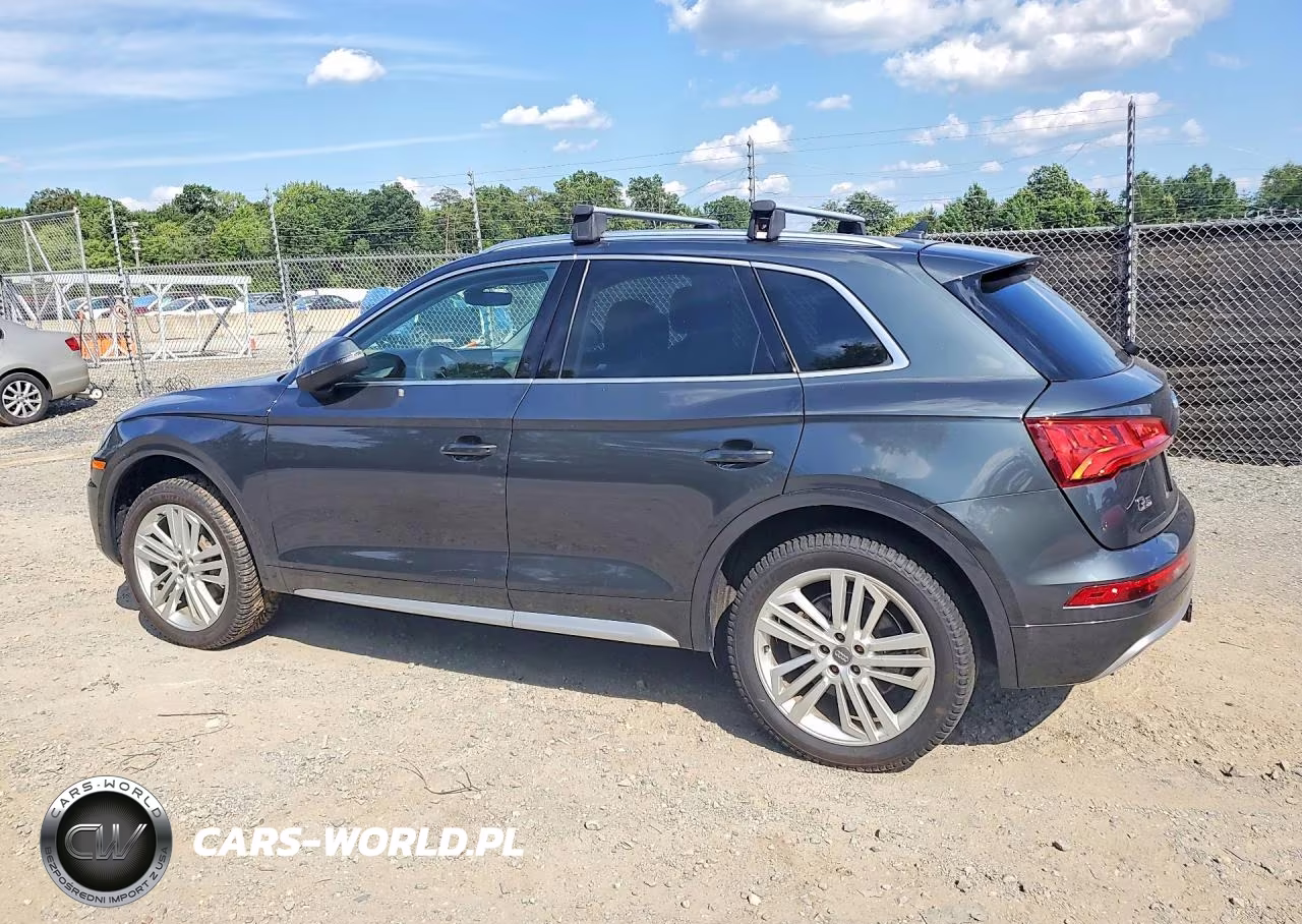 2018 Audi Q5 Prestige VIN:WA1CNAFY2J2102093 - 2