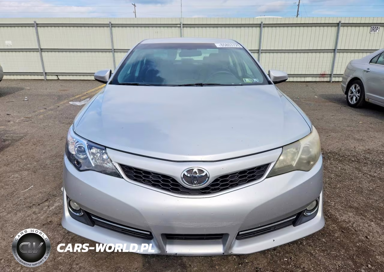 2014 Toyota Camry Se VIN:4T1BF1FK4EU370126 - 5