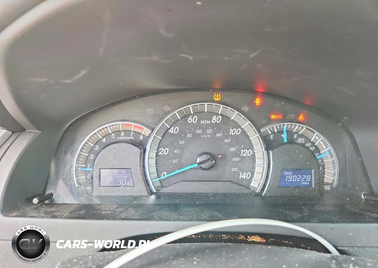 2014 Toyota Camry Se VIN:4T1BF1FK4EU370126 - 9