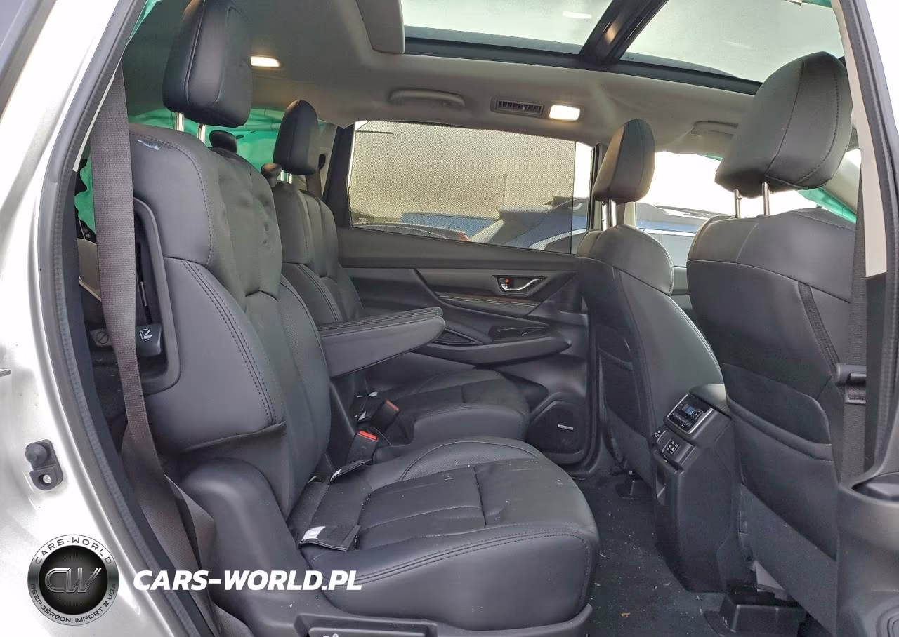 2025 Subaru Ascent Onyx Touring VIN:4S4WMAWD6S3420955 - 11