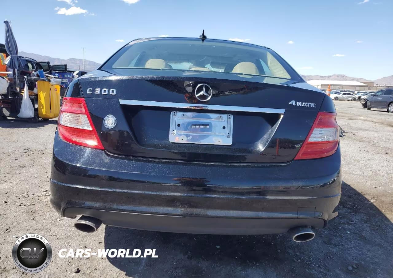 2011 Mercedes-Benz C VIN:WDDGF8BB1BR145787 - 6