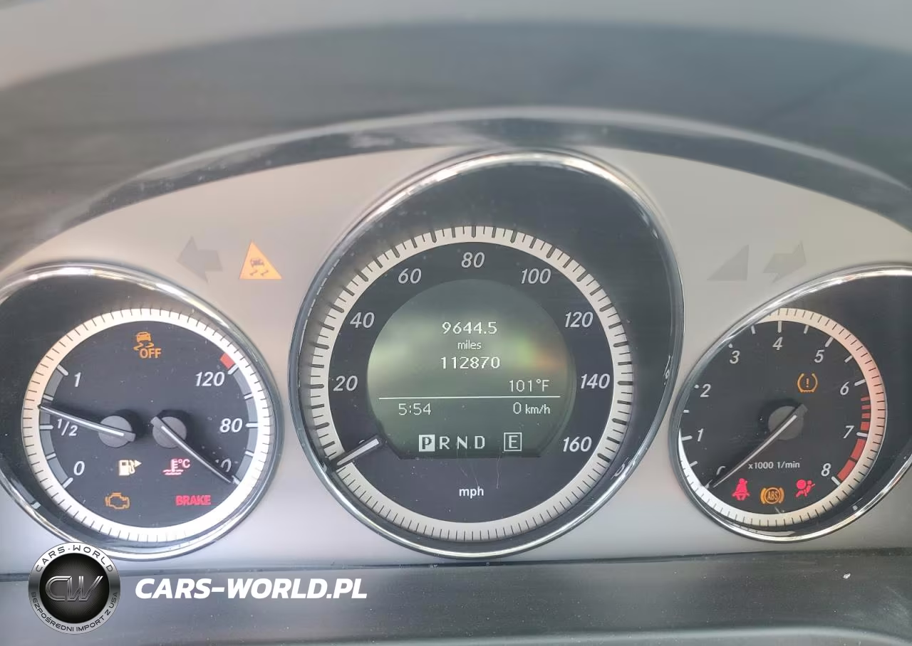 2011 Mercedes-Benz C VIN:WDDGF8BB1BR145787 - 9
