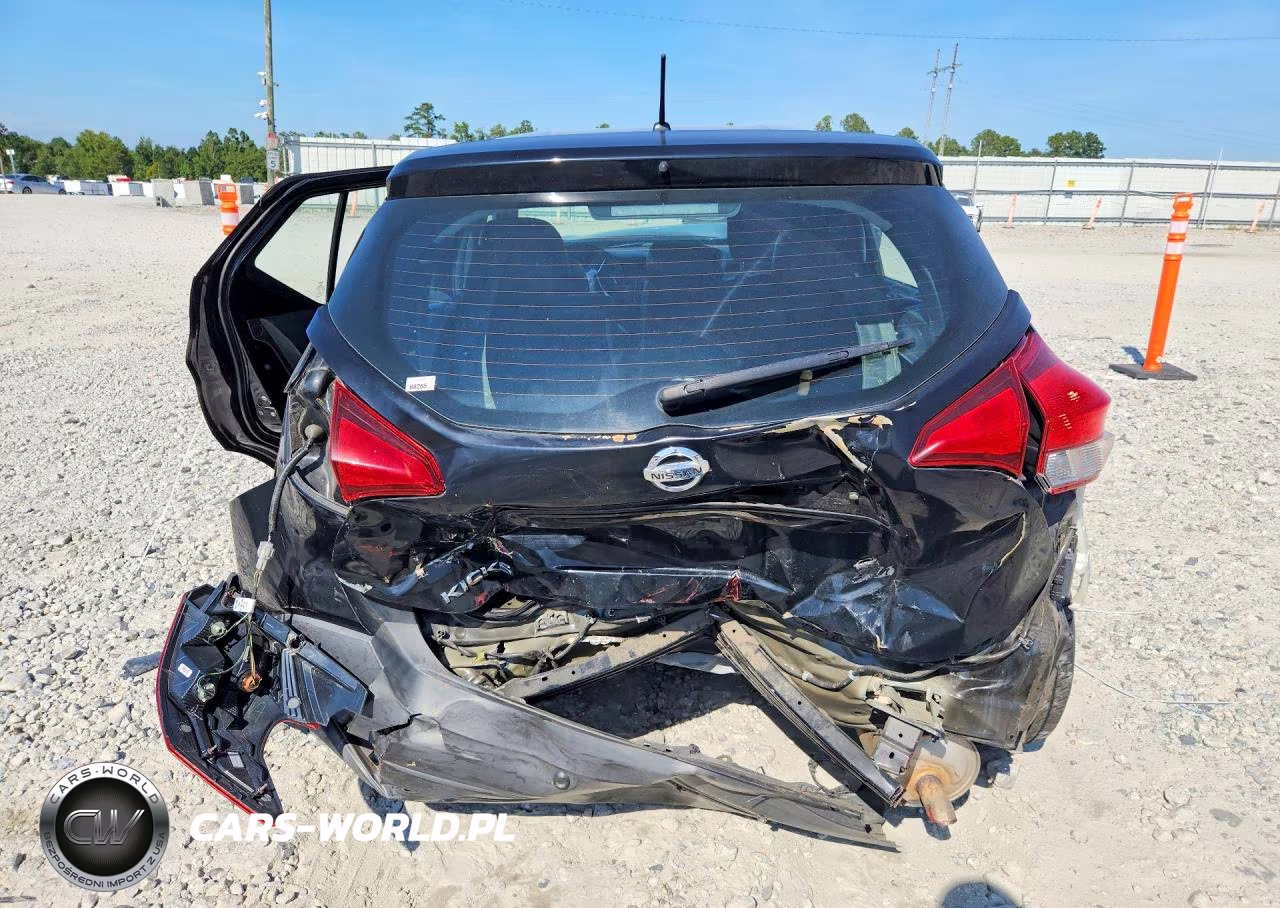 2020 Nissan Kicks S VIN:3N1CP5BV5LL486667 - 6