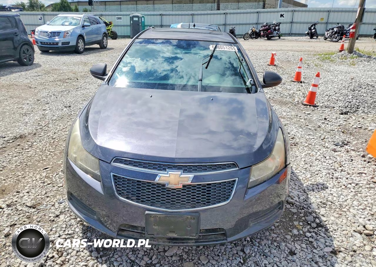 2011 Chevrolet Cruze Lt VIN:1G1PG5S9XB7232630 - 5