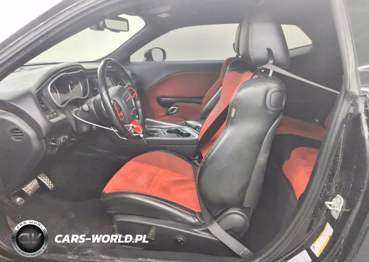2017 Dodge Challenger Gt VIN:2C3CDZGG7HH589374 - 7