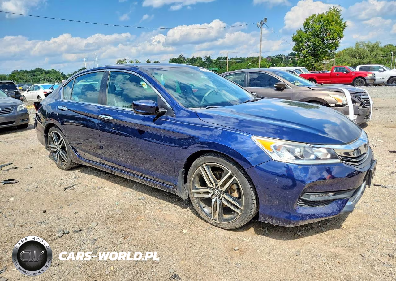 2017 Honda Accord Sport Special Edition VIN:1HGCR2F11HA268125 - 4