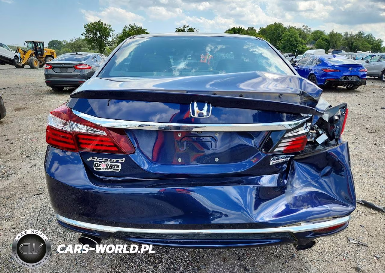 2017 Honda Accord Sport Special Edition VIN:1HGCR2F11HA268125 - 6