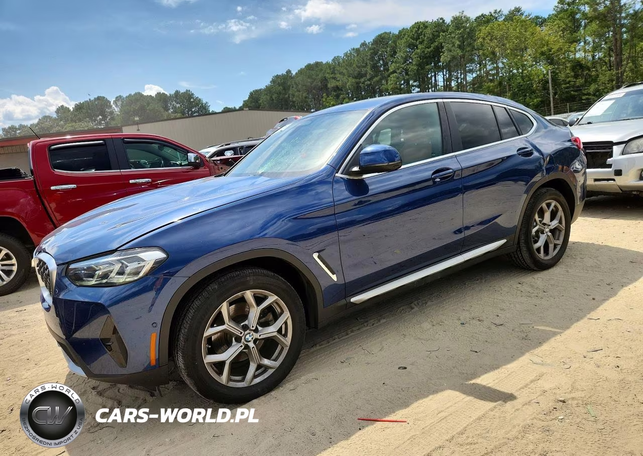 2024 BMW X4 xDrive30I