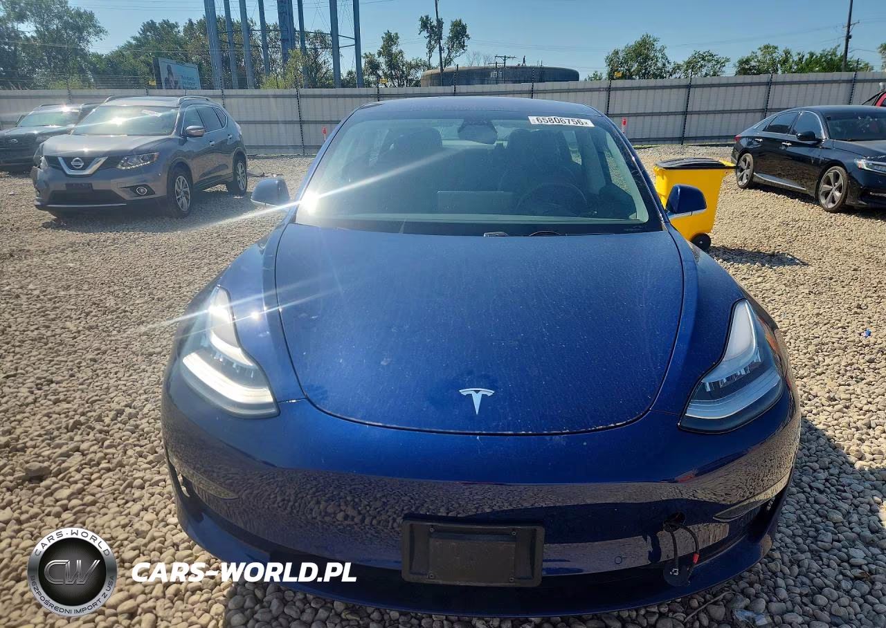 2018 Tesla Model 3 VIN:5YJ3E1EB9JF092128 - 5