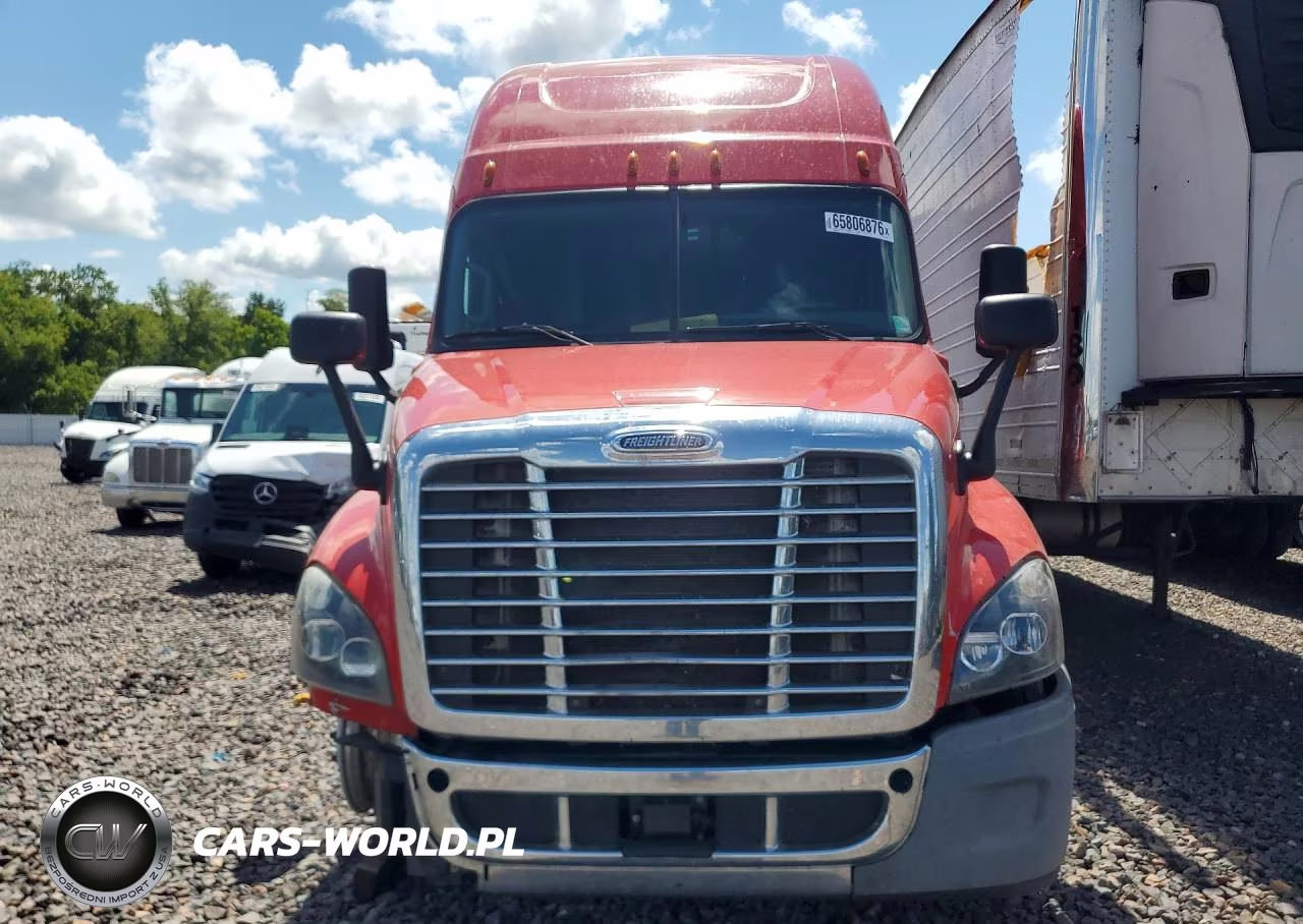 2017 Freightliner Cascadia 125 Semi Truck VIN:1FUJGLDR2HLHX1818 - 5