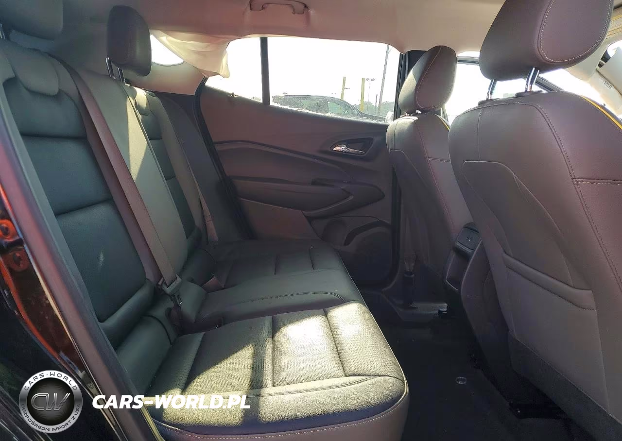 2025 Chevrolet Trax Activ VIN:KL77LKEP0SC210748 - 10